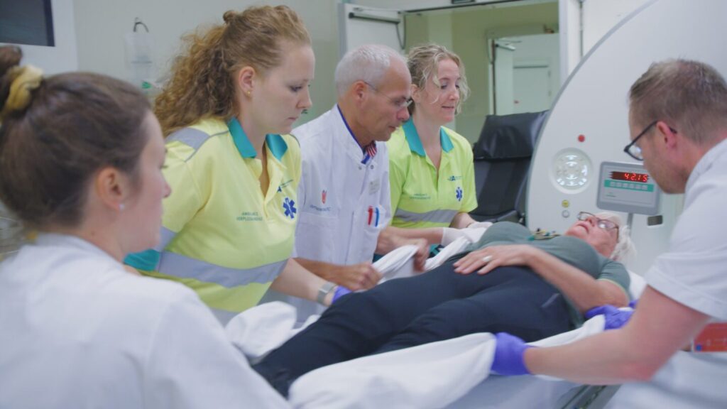 Overcoming Barriers To Collaboration in High-Pressure Healthcare Environments